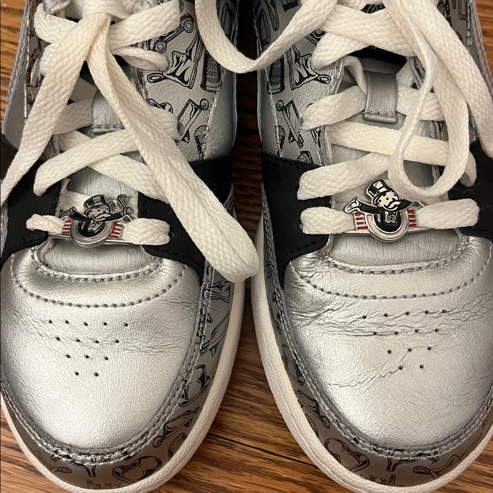 Collectible 2008 Reebok Classic Hasbro Monopoly Collection Womens Size 7 - Picture 15 of 15